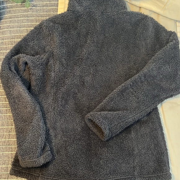 Women’s Patagonia quarter zip - Picture 4 of 4